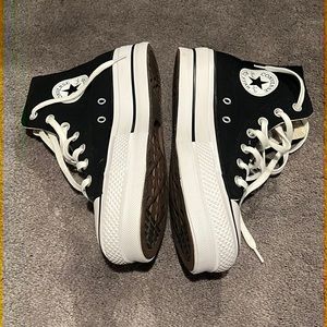 Black platform Converse size 7.5